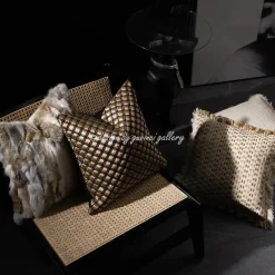 Pillow Haven Bettzeug-Luxuriöse handgewebte Kissenbezüge und Pouf-Bezüge in Bronzing-Optik