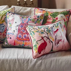 Guvinci Gallery Bettzeug-Luxuriöse Staffordshire-Hundekissenbezüge – Mystisches Tierdruck-Dekor