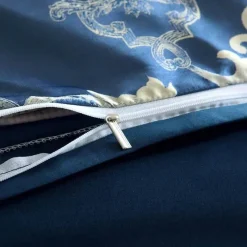 Warm Embrace Bettzeug-Luxuriöses Kingsize-Bettbezug-Set aus Satin-Jacquard – einfarbige Bettwäsche