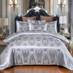 Warm Embrace Bettzeug-Luxuriöses Kingsize-Bettbezug-Set aus Satin-Jacquard – einfarbige Bettwäsche