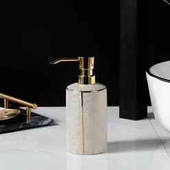 The Bath Nook Badezimmer-Luxury Bathroom Accessories - Elegant Essentials for Premium Spaces