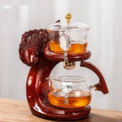 The Decor Haven Küche & Esszimmer-Magnetische Teekanne mit Meereszauberfischen – Wunderliches Ozeandekor