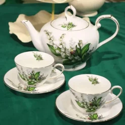 Feast u0026 Flair Küche & Esszimmer-Maiglöckchen-Geschirrset – Elegante florale Geschirrkollektion