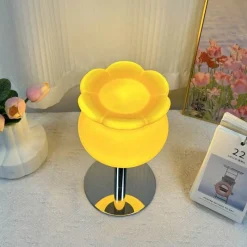 Illuminate Home Beleuchtung-Maiglöckchen-Tischlampe – Elegante florale Beleuchtungsvorrichtung für Ihr Zuhause
