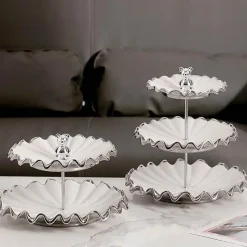 Elegance at the Table Küche & Esszimmer-Mehrschichtiger Tortenständer – Elegante Dessertpräsentation mit Wasserwellen