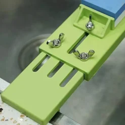 The Culinary Kit Küche & Esszimmer-Messerschärfer – Verstellbarer Messerhalter für die Spüle