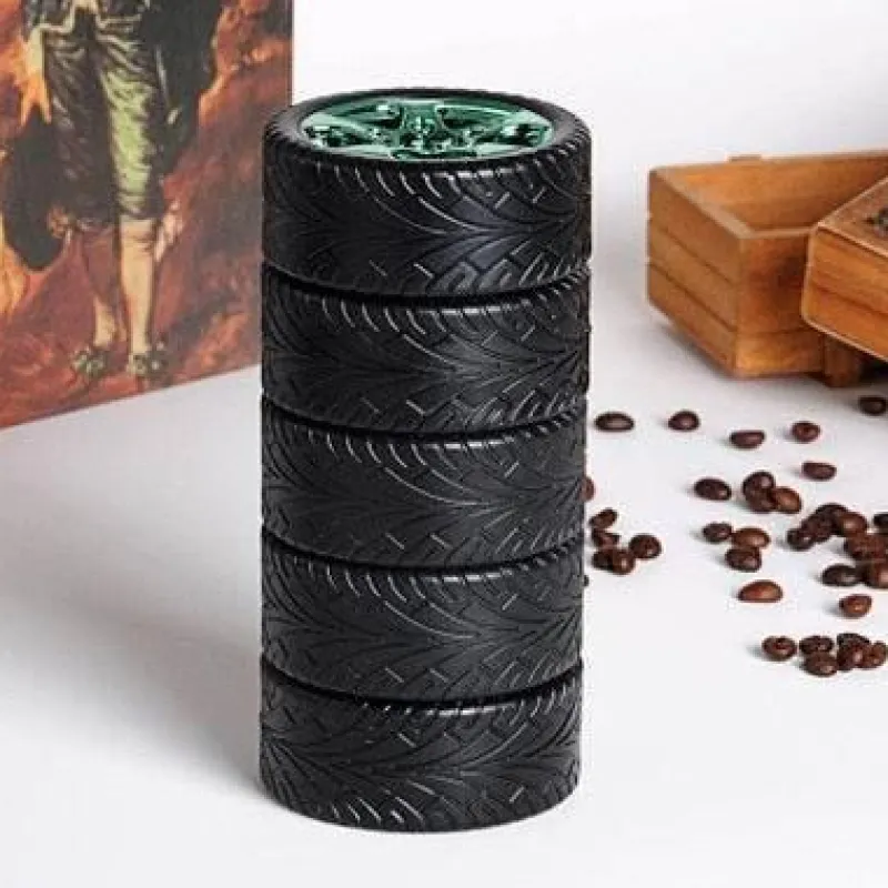 Cup Couture Camping-Werkzeuge|Outdoor-Artikel-Mini-Autoreifen-Thermoskanne – Kreativer Reisebecher für Autos