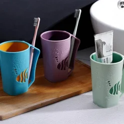 The Blissful Bath Badezimmer-Minimalistischer Zahnbürstenhalter – Badezimmeraccessoire im nordischen Design