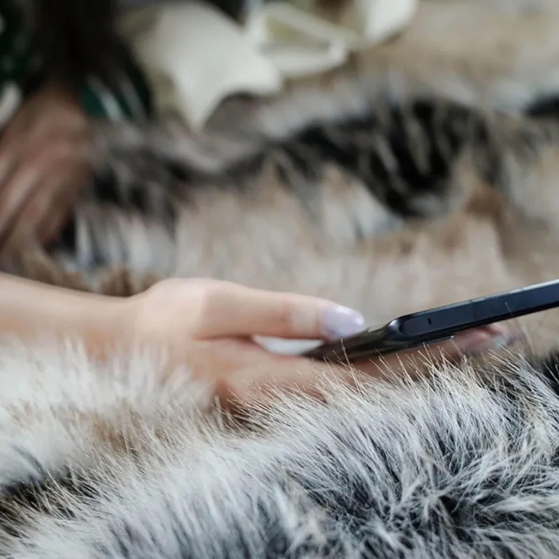 Cozy Haven Bettzeug-Mireille Felldecke – Luxuriöse, weiche Decke für gemütlichen Komfort