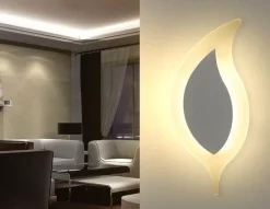 Comfort u0026 Style Beleuchtung-Modern Leaf Wall Lamp - Chic Home Lighting Decor