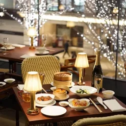 Illuminate Home Beleuchtung-Moderne Stoff-Tischlampe – Stilvolles, sanftes Nachtlicht