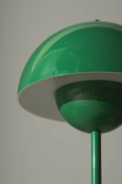 The Lounge Loft Beleuchtung|Wohndeko-Moderner Beistelltisch aus Holz – Stilvolle Akzentmöbel