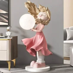 The Light Loft Beleuchtung-Mondmädchen Wandkunst - Lunar Home Decor