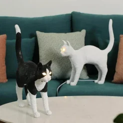 Comfort u0026 Style Beleuchtung-Nordic Cat Table Lamp - Decorative Resin Lighting Fixture