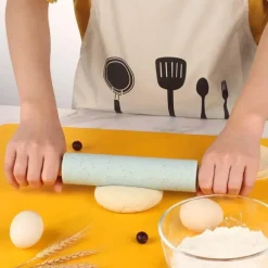 Tom Küche & Esszimmer-Nudelholz aus Silikon mit Holzgriff – Antihaft-Backwerkzeug