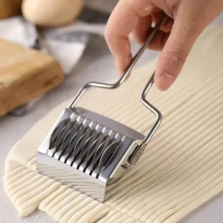 Tom Küche & Esszimmer-Nudelschneider – Nudelwerkzeug aus Edelstahl mit Knoblauch-Ingwer-Roller