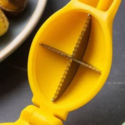 Tom Küche & Esszimmer-Nussknacker für Kastanien, Walnüsse, Clip-Zange, Schäler, Schneider, Öffner