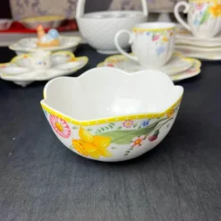 Elegance at the Table Küche & Esszimmer-Oster-Tulpen-Geschirrset – Frühlingsinspiriertes Serviergeschirr aus Keramik