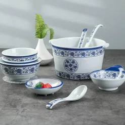 Elegance at the Table Küche & Esszimmer-Porzellan-Geschirrset - Blau-weißes Imitationsgeschirr