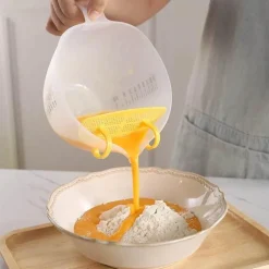 Tom Küche & Esszimmer-Präzisions-Messbecher mit Filter für präzises Backen und Kochen