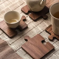 Feast Essentials Küche & Esszimmer-Puzzle-Untersetzer aus Walnussholz – einzigartige Getränkeuntersetzer aus Holz