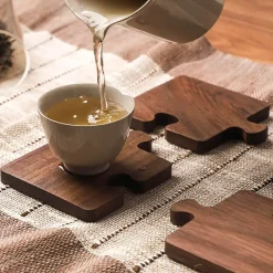 Feast Essentials Küche & Esszimmer-Puzzle-Untersetzer aus Walnussholz – einzigartige Getränkeuntersetzer aus Holz
