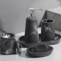 Aqua Essence Badezimmer-Raine Sandstone Bathroom Accessories - Elegant Stone Bathroom Set