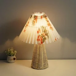 The Light Loft Beleuchtung-Rattan-Tischlampe – Stilvolles Beleuchtungsdekor für Zuhause