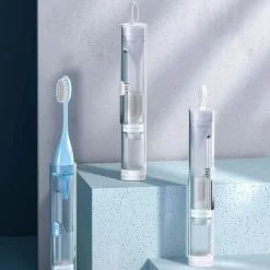 The Blissful Bath Badezimmer-Reise-Zahnpastaspender-Zahnbürstenset - All-in-One-Kit