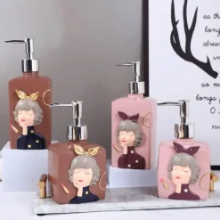 The Bath Nook Badezimmer-Resin Soap Dispenser - Stylish Bathroom Accessory for Girls