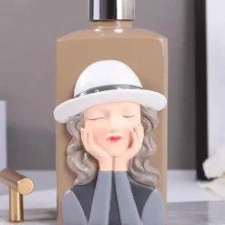 The Bath Nook Badezimmer-Resin Soap Dispenser - Stylish Bathroom Accessory for Girls