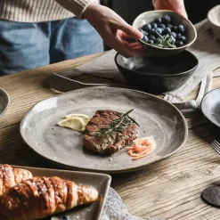 Elegance at the Table Küche & Esszimmer-Retro Japanisches Keramikgeschirr-Set - Graue Porzellanteller und -schüsseln