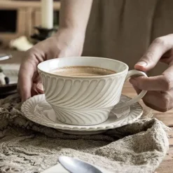 Plates u0026 More Küche & Esszimmer-Retro-Kaffeetassen-Set aus Keramik – stilvolle Latte-Tee-Untertasse