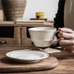 Plates u0026 More Küche & Esszimmer-Retro-Kaffeetassen-Set aus Keramik – stilvolle Latte-Tee-Untertasse