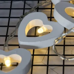 Bright Accents Beleuchtung-Romantische Lichterkette in Herzform aus Holz – Dekorative Lichterkette für die Inneneinrichtung