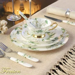 Feast u0026 Flair Küche & Esszimmer-Royal Bone China Geschirrset - Europäischer Pastoralstil mit Besteck