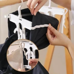 Tranquil Waters Badezimmer-Rutschfester, faltbarer Pullover-Kleiderbügel – platzsparender Kleider-Organizer