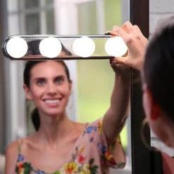 Tranquil Waters Badezimmer|Beleuchtung-Saugnapf Badezimmer Schminklicht - Home Vanity Lampe