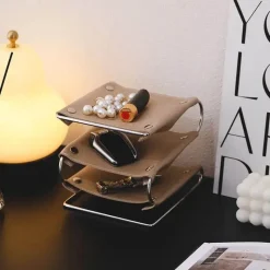 The Finishing Touch Wohndeko-Schreibtisch-Organizer aus Leder – Büroaufbewahrung im Oxford-Stil