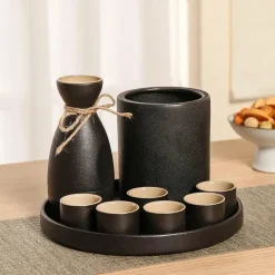 Elegance at the Table Küche & Esszimmer-Schwarzer Weinwärmer aus Keramik für Sake – handgefertigtes japanisches Design