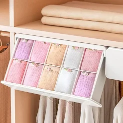 Cozy Living Möbel-Self-Adhesive Closet Organizer - Space-Saving Storage Solution