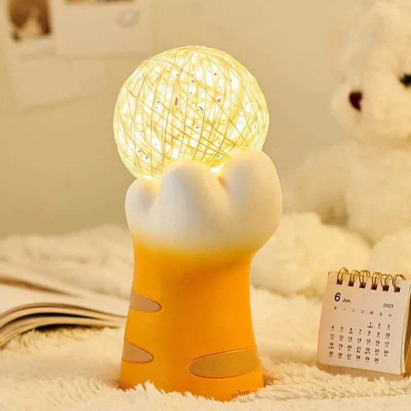 Illuminate Home Beleuchtung-Sepak Takraw Balllampe – Dekorative Sport-Schreibtischleuchte