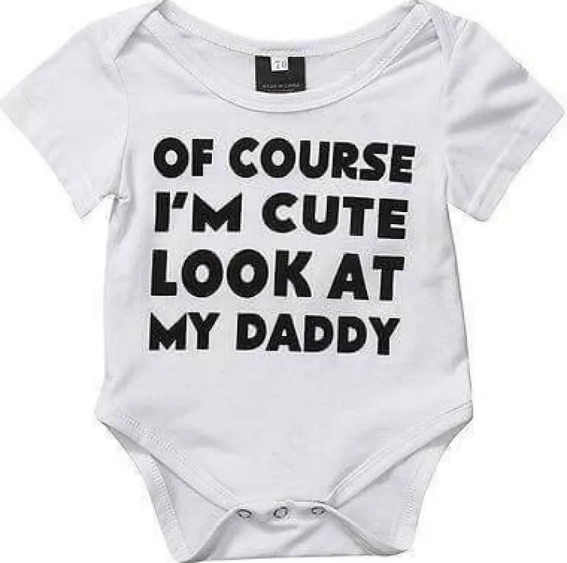 The Decor Haven Babykleidung|Babykleidung-Süßer Baby Bodysuit - Look at My Daddy Design