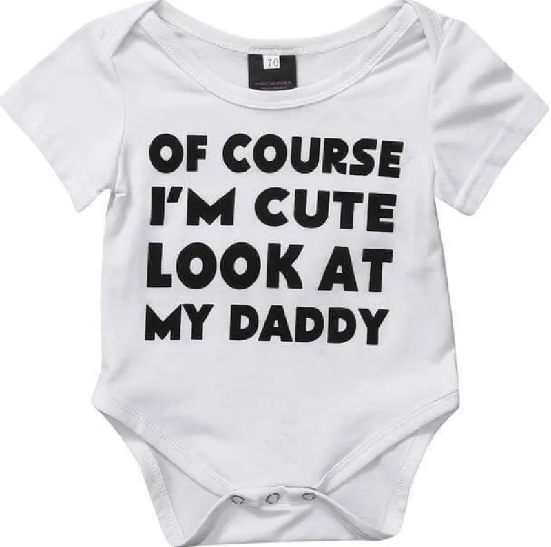 The Decor Haven Babykleidung|Babykleidung-Süßer Baby Bodysuit - Look at My Daddy Design