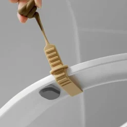 The Blissful Bath Badezimmer-Silicone Toilet Lid Lifter - Fun Poop Shaped Tool