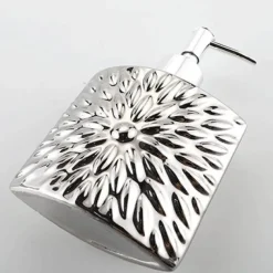 The Bath Nook Badezimmer-Silver Ceramic Soap Dispenser - Embossed Bathroom Decor