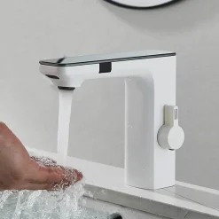 The Culinary Kit Küche & Esszimmer-Smart Sensor Wasserhahn - Energieeffiziente Digitalanzeige