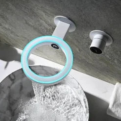 The Blissful Bath Badezimmer-Smarter LED-Badezimmerhahn – Eleganter Wasserhahn im digitalen Design