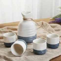 Elegance at the Table Küche & Esszimmer-Snowflake Sake Set - Elegante Weißweingläser