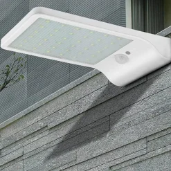 Nomad Gear Camping Im Freien|Beleuchtung-Solar Gartenlaterne - Wasserdichte Außenleuchte